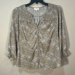 Umgee Top Size Large Tan Floral Print Buttons Balloon Sleeves